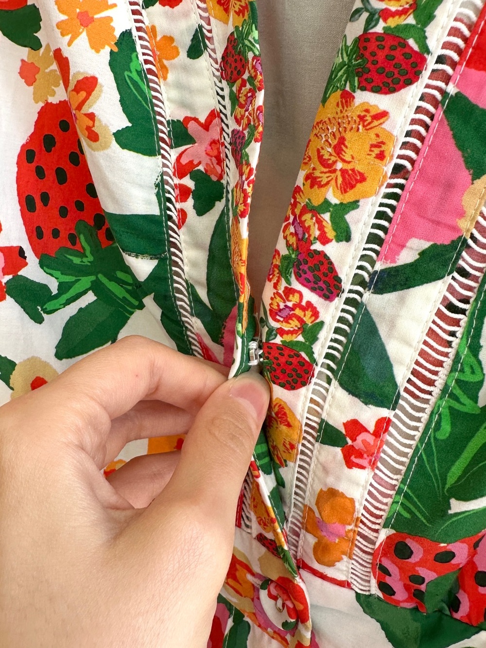 Farm Rio Flowerful Sketch Romper, Size XL, Summer Strawberry Print - Picture 9 of 16